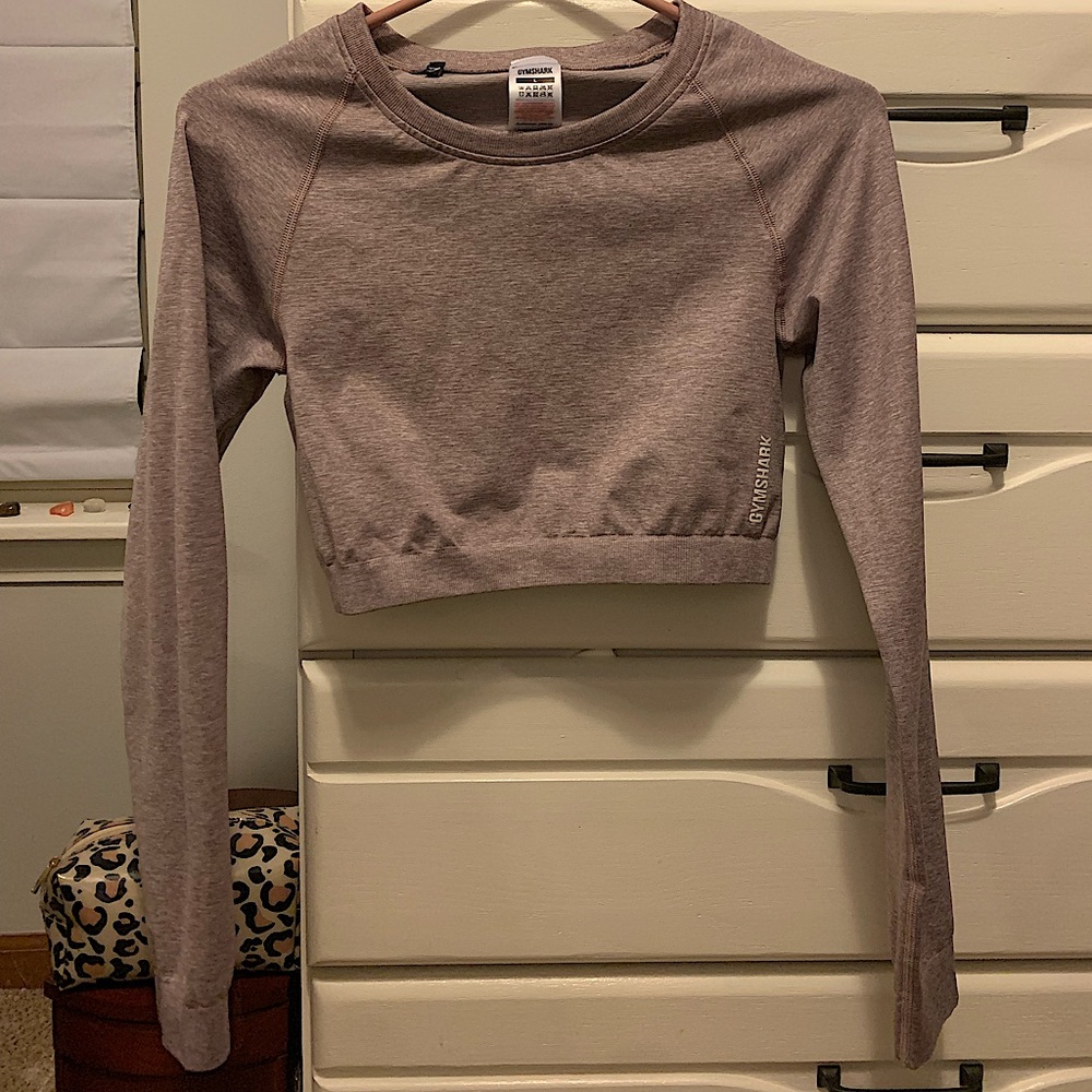 gymshark cropped long sleeve workout top (cropped)